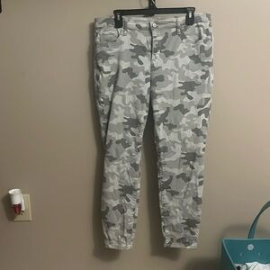 Camo Jeans